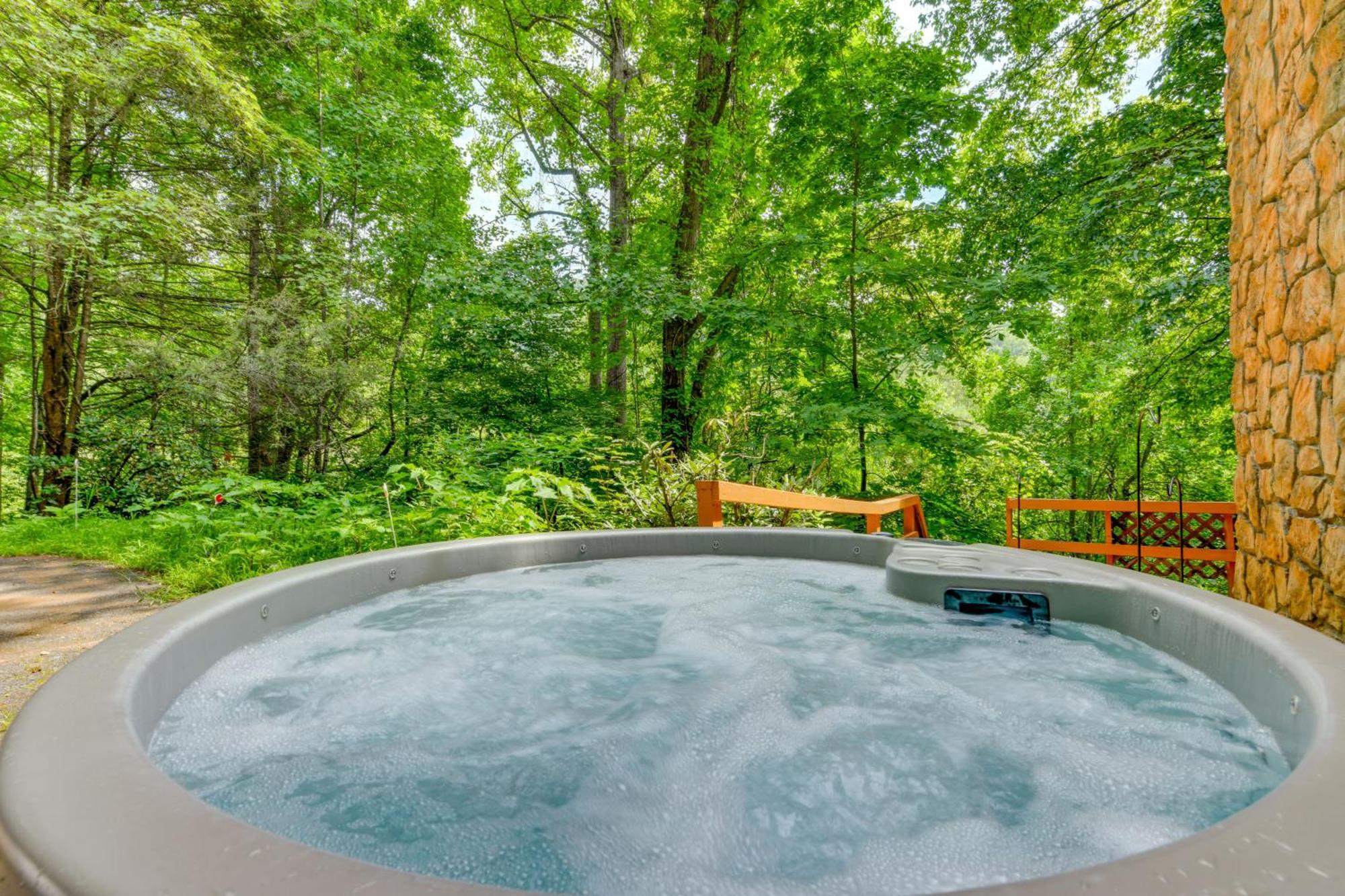 Maggie Valley Townhome In Smoky Mountain Foothills Exterior photo